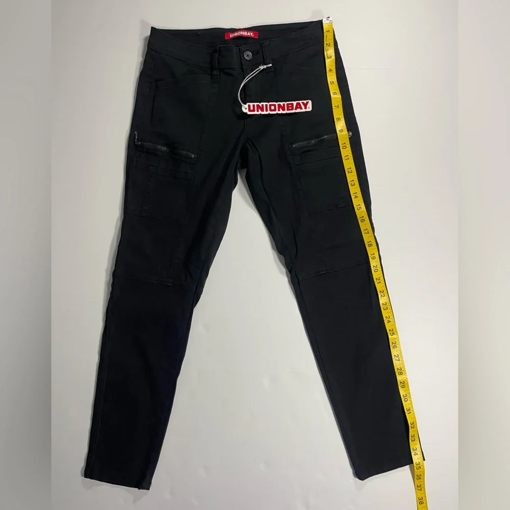 UnionBay Cargo Pants Womens Juniors Size 3 Blaire Black Tapered Leg Zip Pockets - Picture 16 of 16